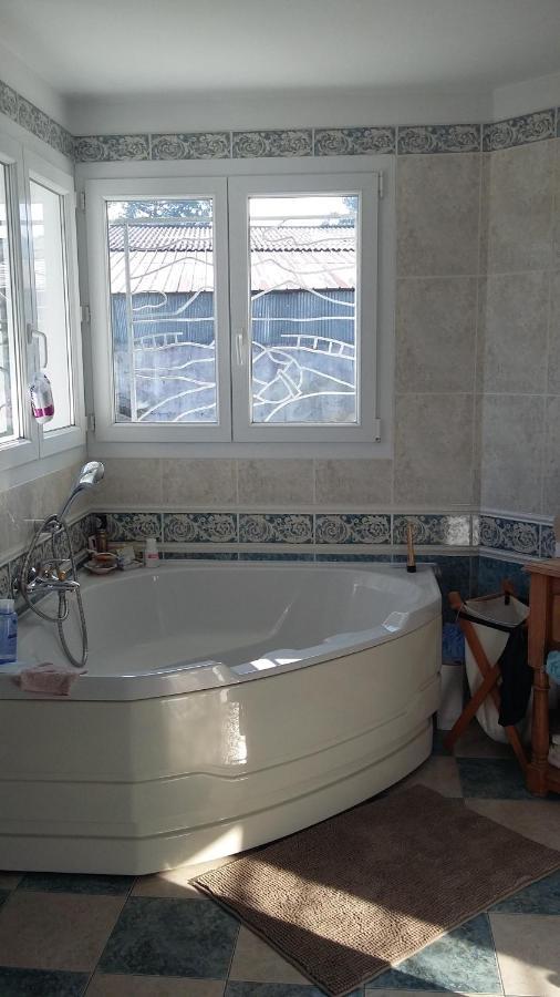 Agreable Maison Sur Le Bassin D'Arcachon Andernos-les-Bains Exteriör bild